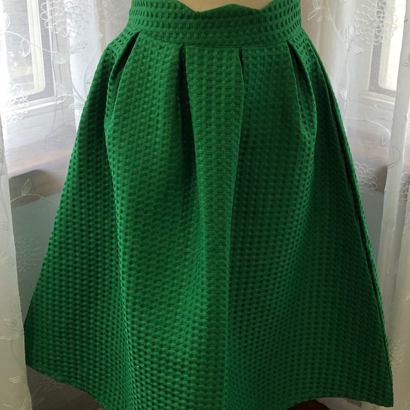 Gumuxi emerald green skirt below knee SZ M - Picture 2 of 9